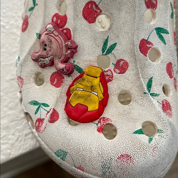 Crocs Child Cherries Size C 13 - Picture 3 of 5